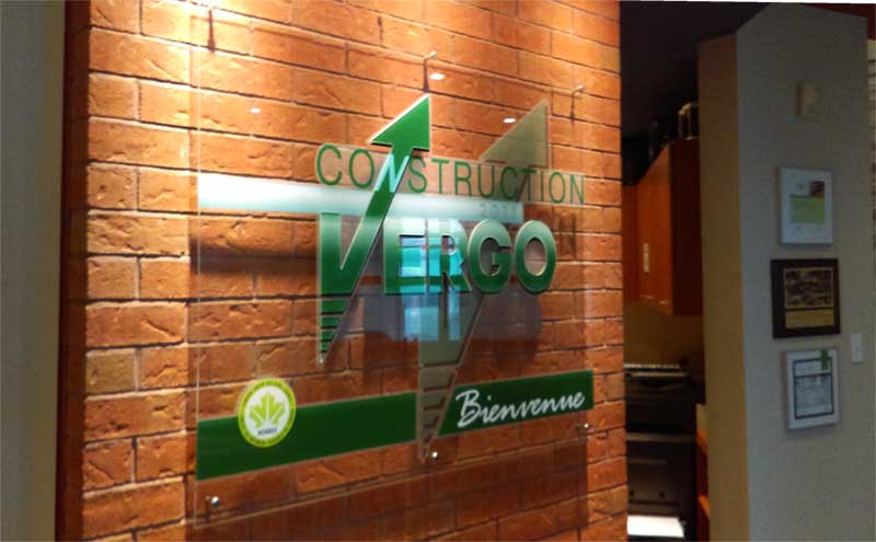Logo murale en acrylique pour Constrcution Vergo 2011